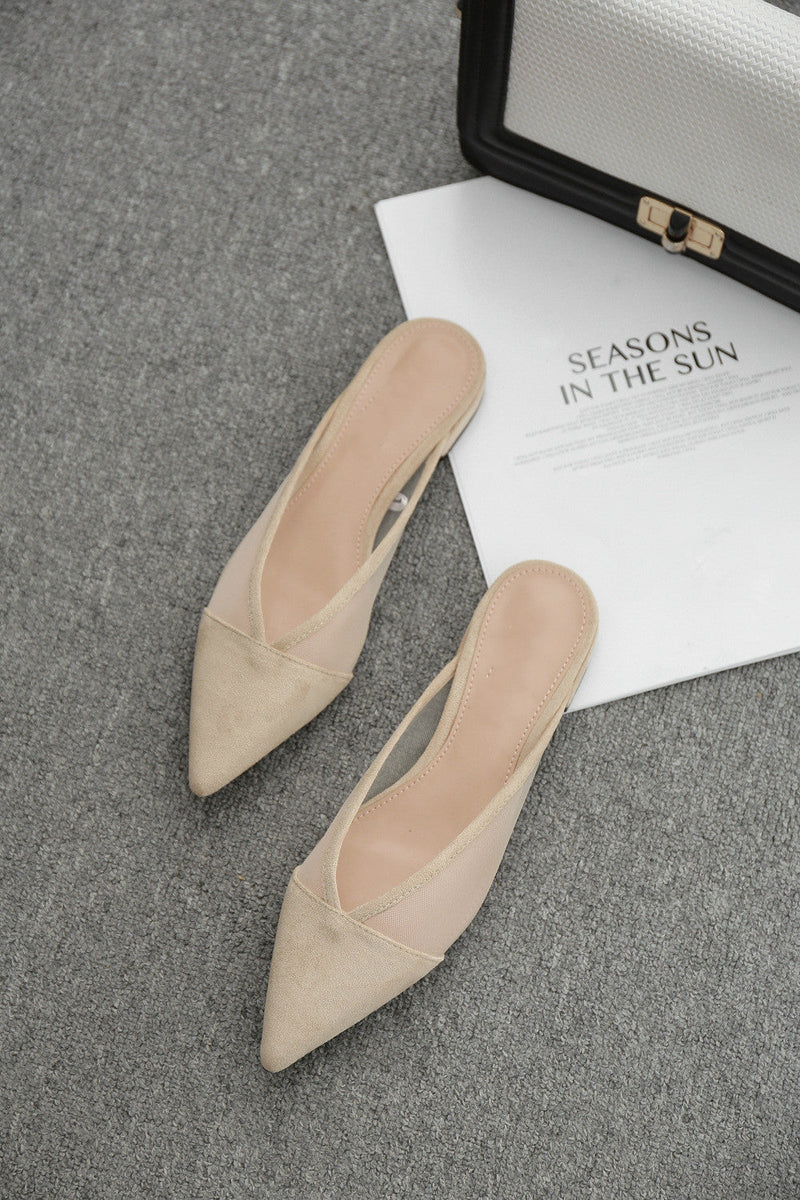 Effortlessly Elegant Garment with a Timeless Design