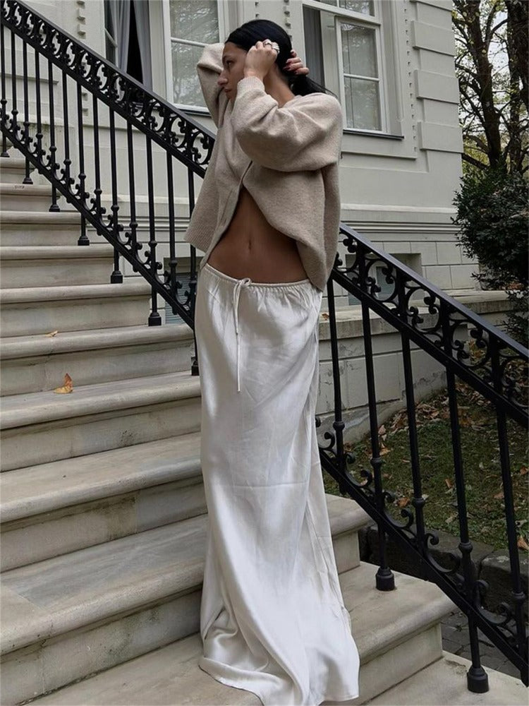 Well Tailored Garment with a Graceful Silhouette