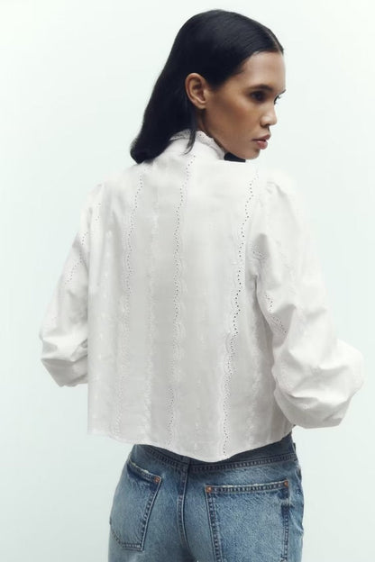 Beautifully Finished Shirt in a Timeless Design