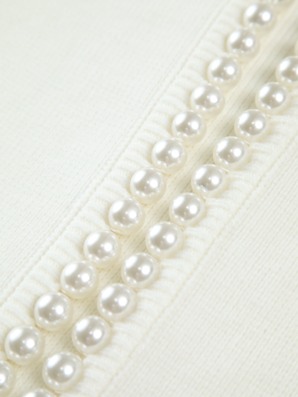 Beautifully Finished Cardigan in a Timeless Design