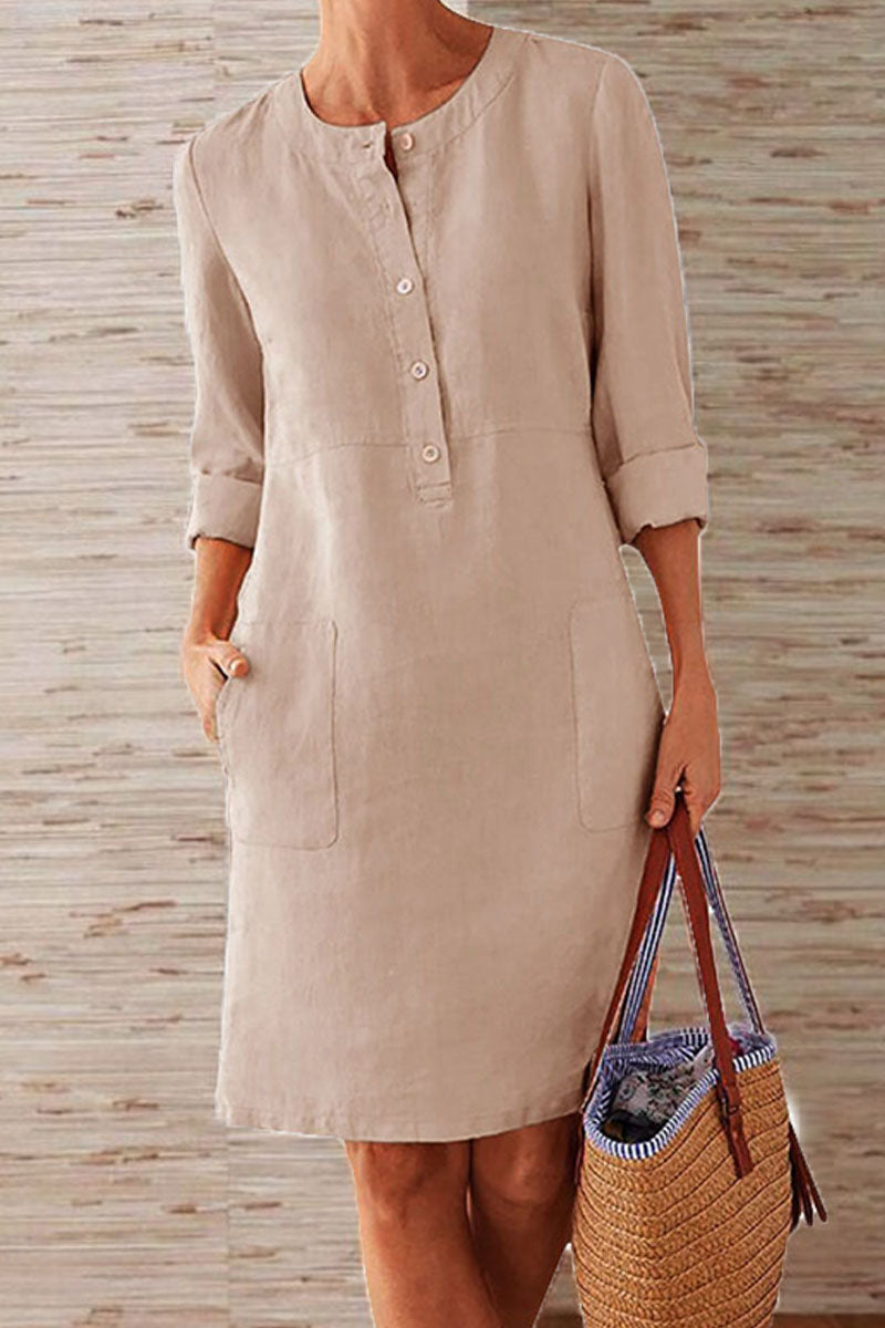 Effortlessly Elegant Dress with a Timeless Design
