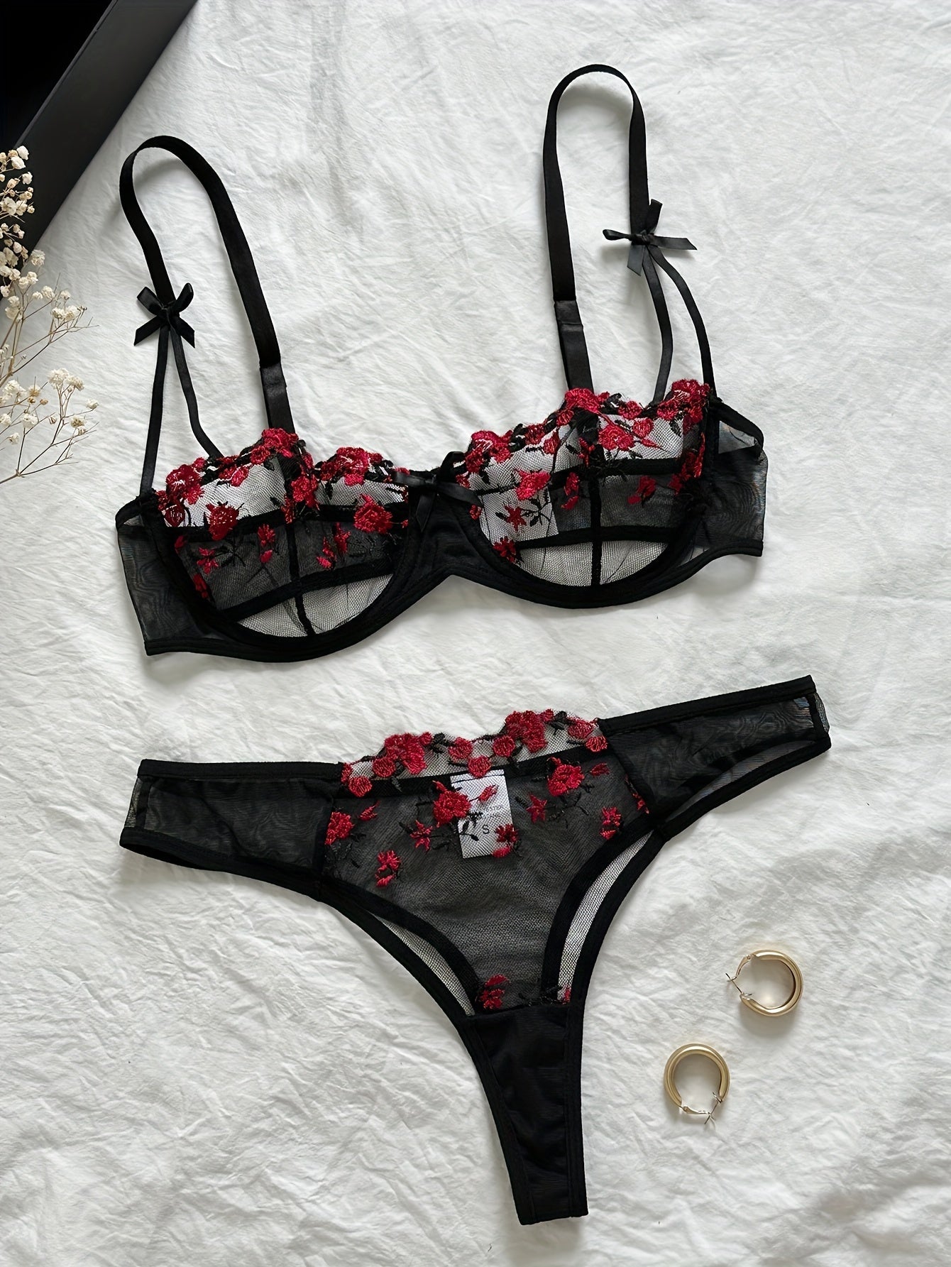 Effortlessly Elegant Garment with a Timeless Design