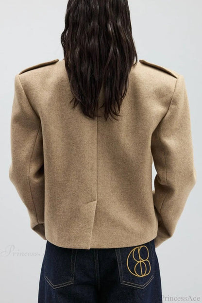 Classic Vintage & Enduringly Stylish Coat