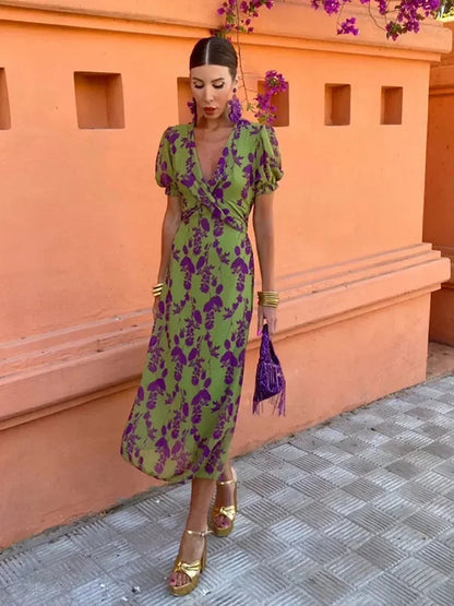 Classic Vintage & Enduringly Stylish Dress