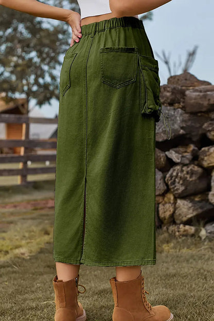 Well Tailored Garment with a Graceful Silhouette
