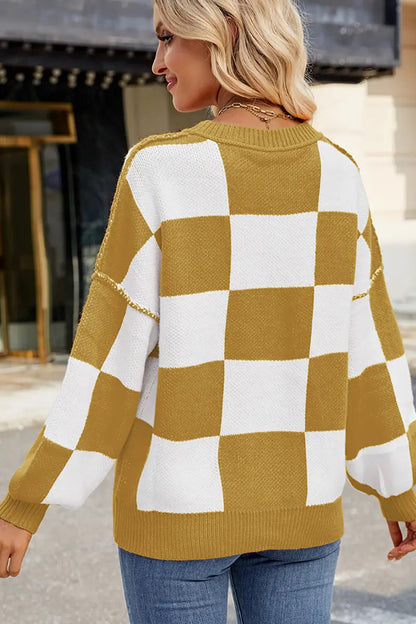 Classic Vintage Sweater with a Flattering Fit