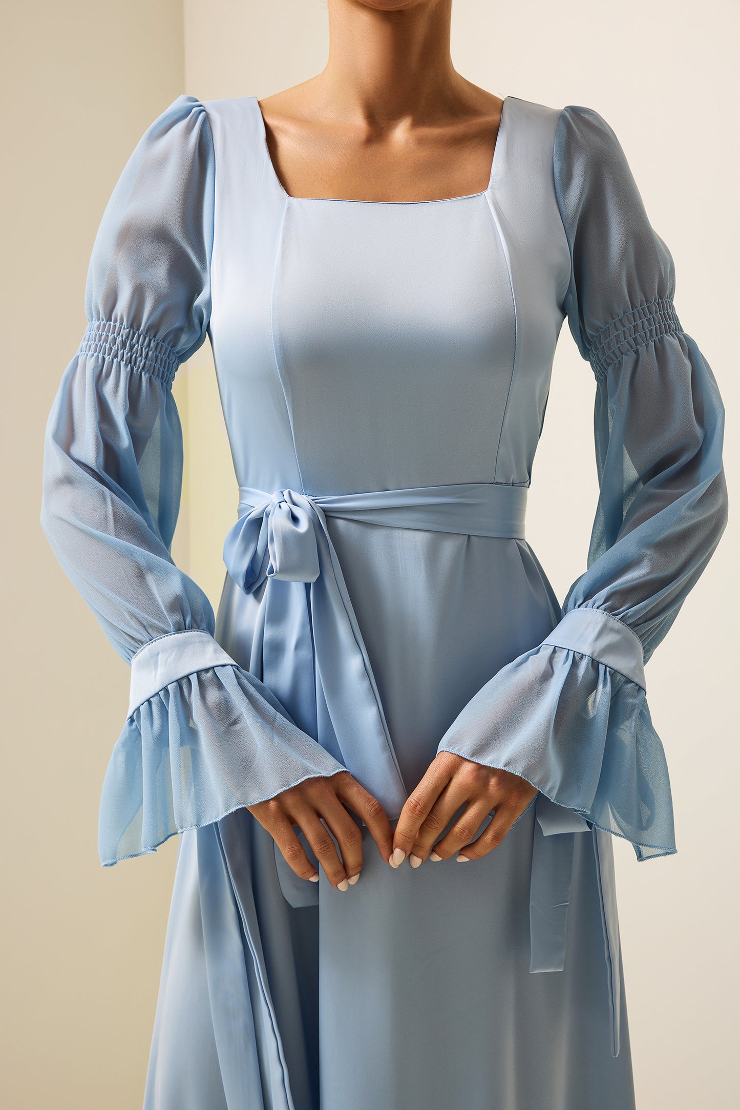 Beautifully Crafted Dress in a Classic Style