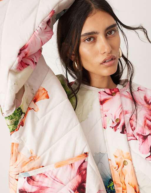 Classic Vintage Jacket with a Flattering Fit