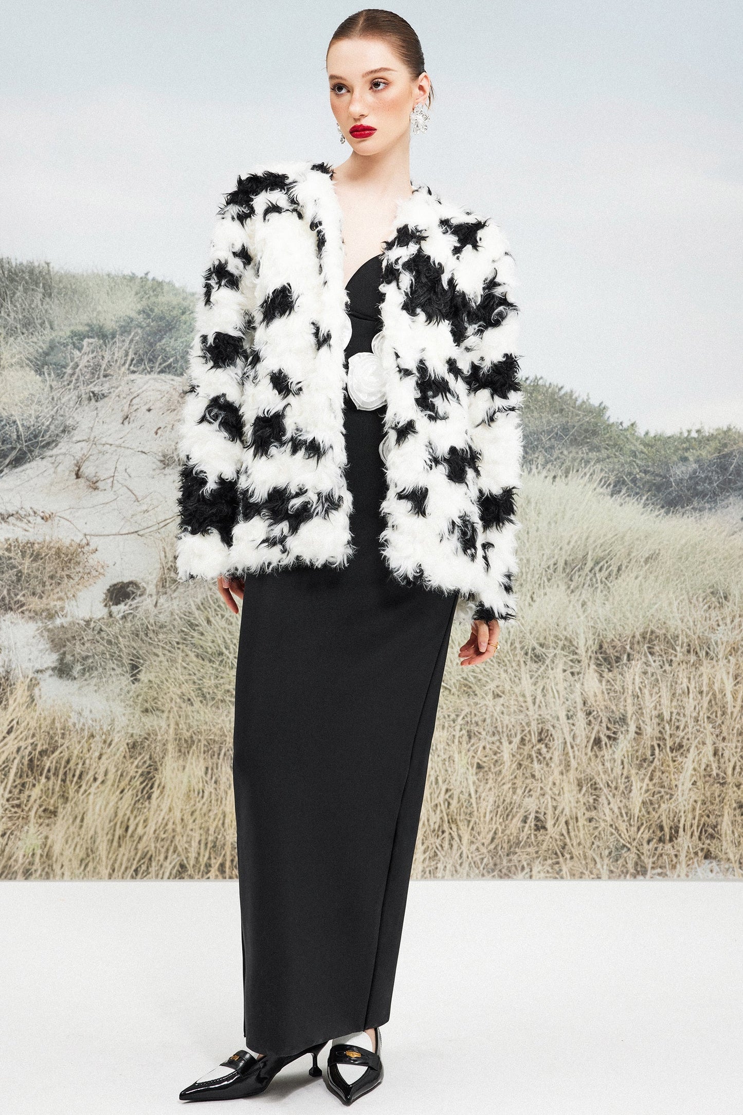 Elegantly Styled Coat for Everyday Wear
