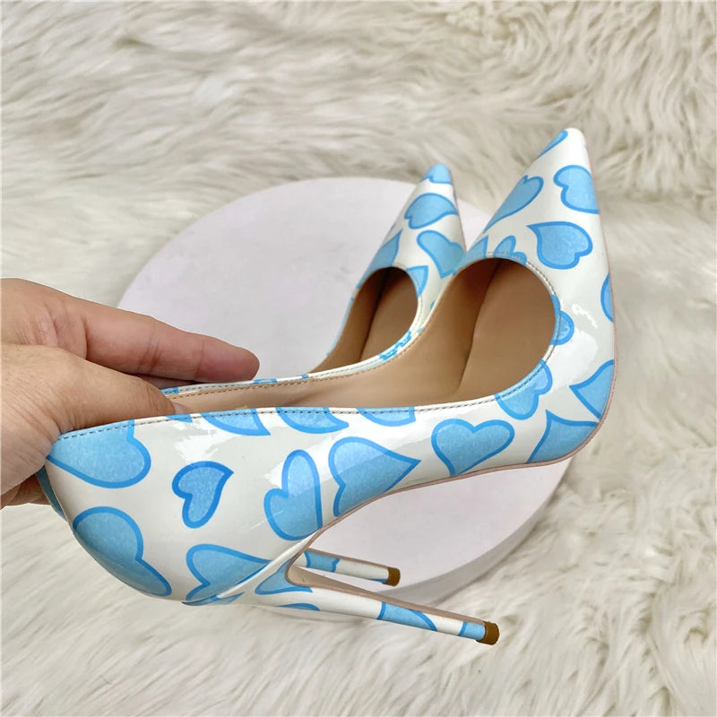 Classic Vintage Shoes with a Flattering Fit