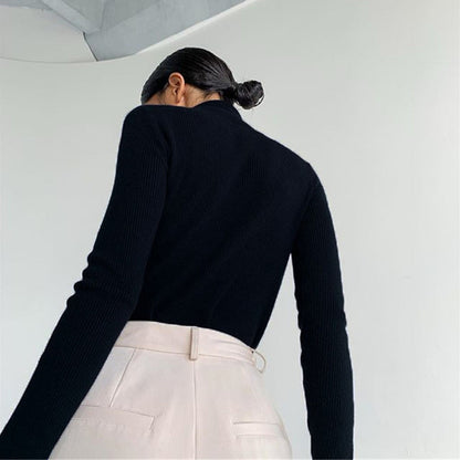 Well Tailored Garment with a Graceful Silhouette