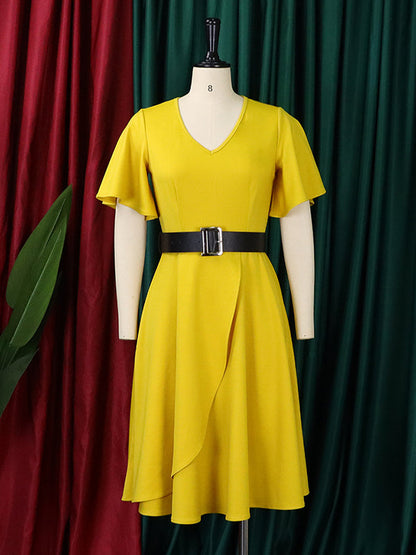 Sophisticated Dress with a Clean Classic Look