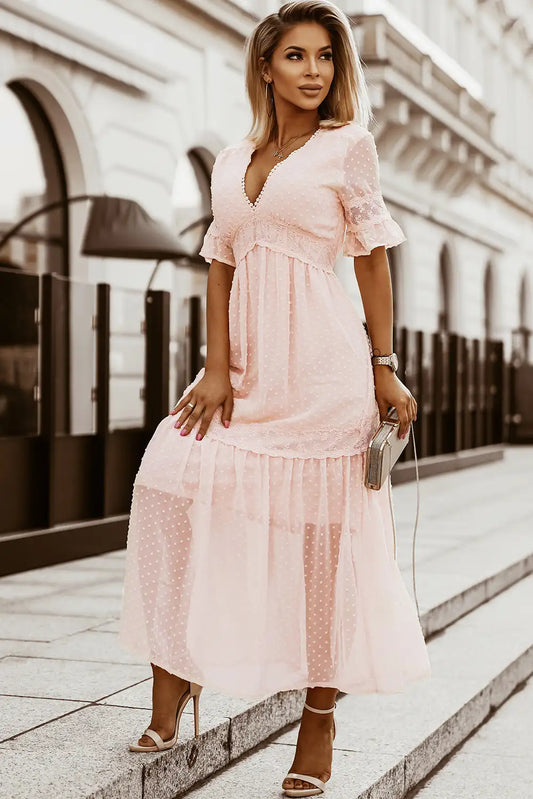 Beautifully Finished Dress in a Timeless Design