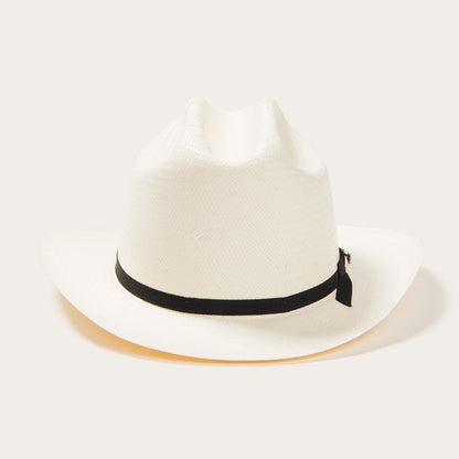 Well Tailored Garment with a Graceful Silhouette