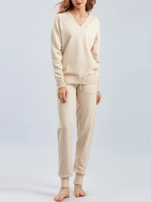Beautifully Finished Pullover in a Timeless Design