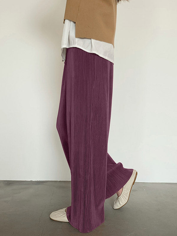 Effortlessly Elegant Pants with a Timeless Design