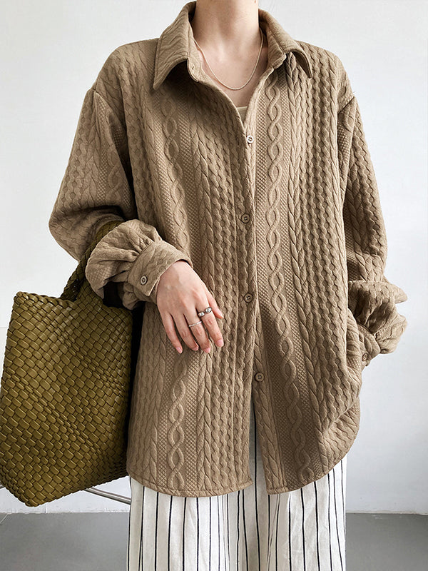 Sophisticated Blouse with a Clean Classic Look