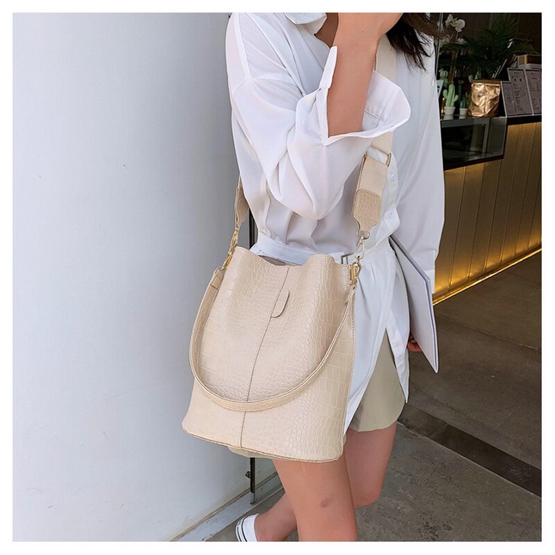 Beautifully Crafted Bag in a Classic Style
