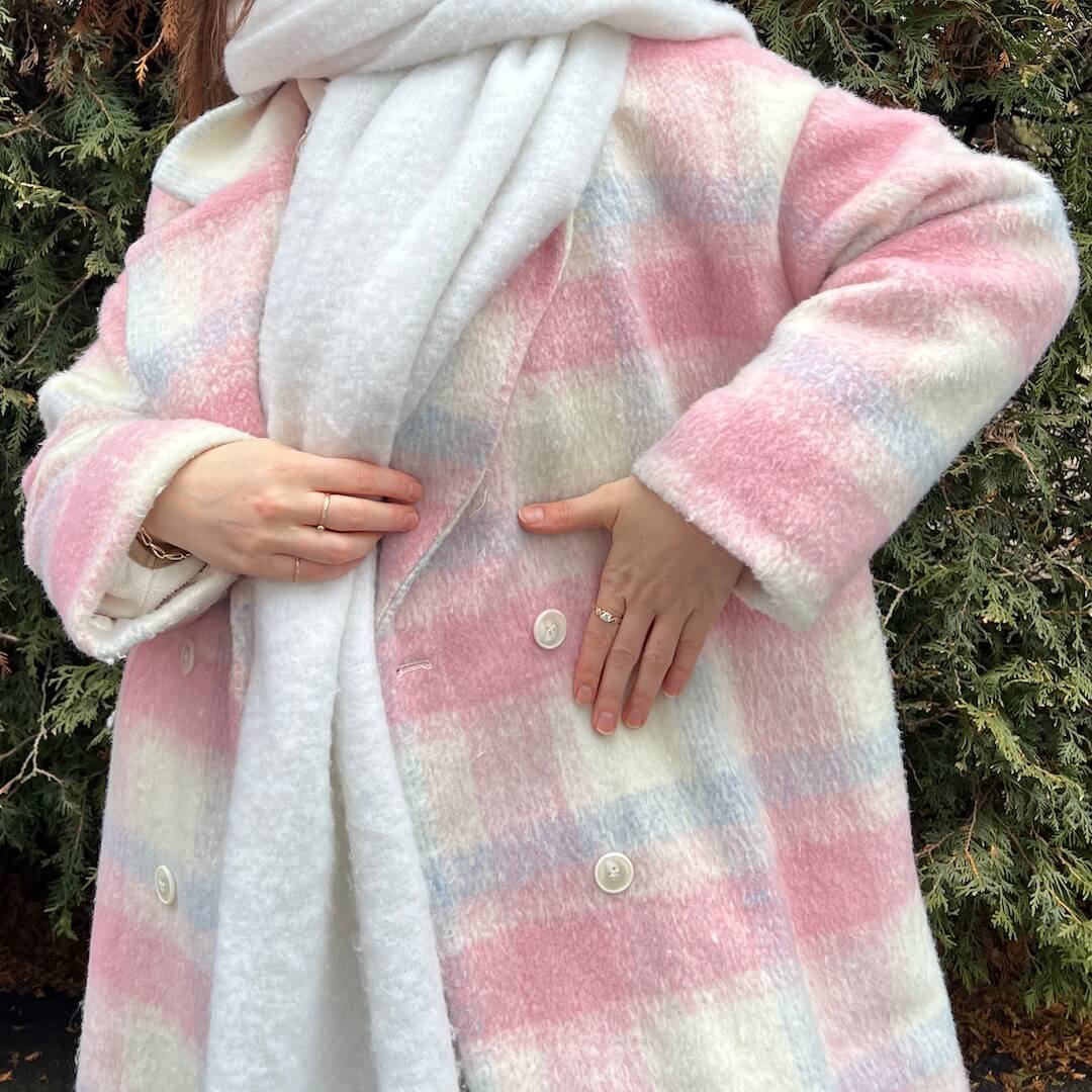 Beautifully Finished Coat in a Timeless Design