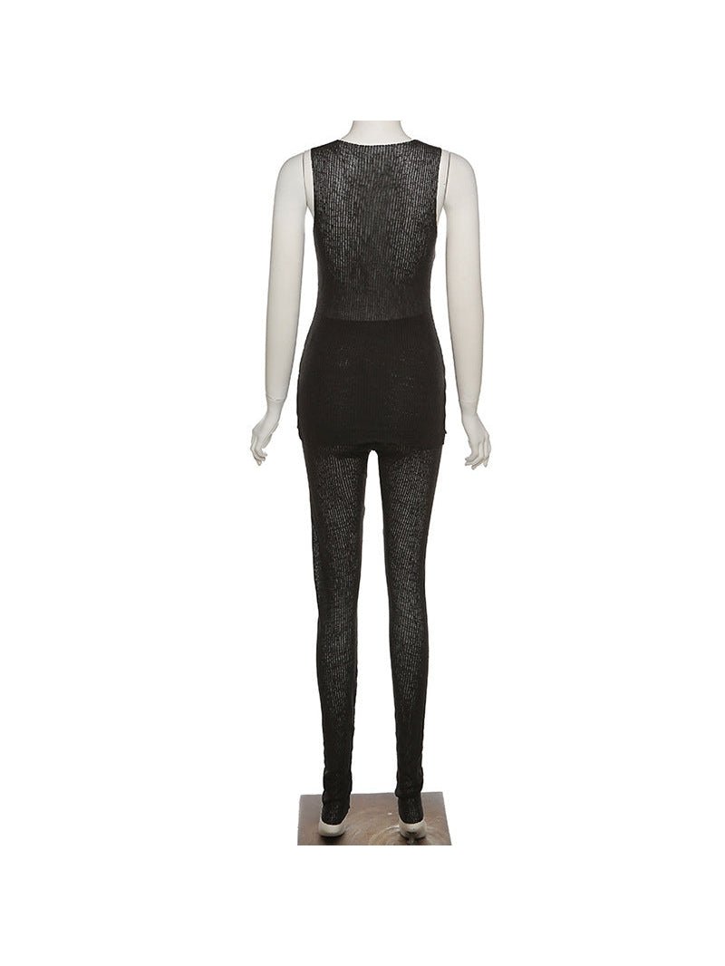 Well Tailored Pants with a Graceful Silhouette