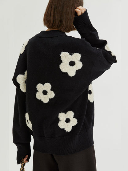 Effortlessly Elegant Cardigan with a Timeless Design