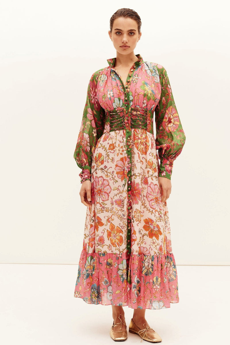 Beautifully Crafted Dress in a Classic Style