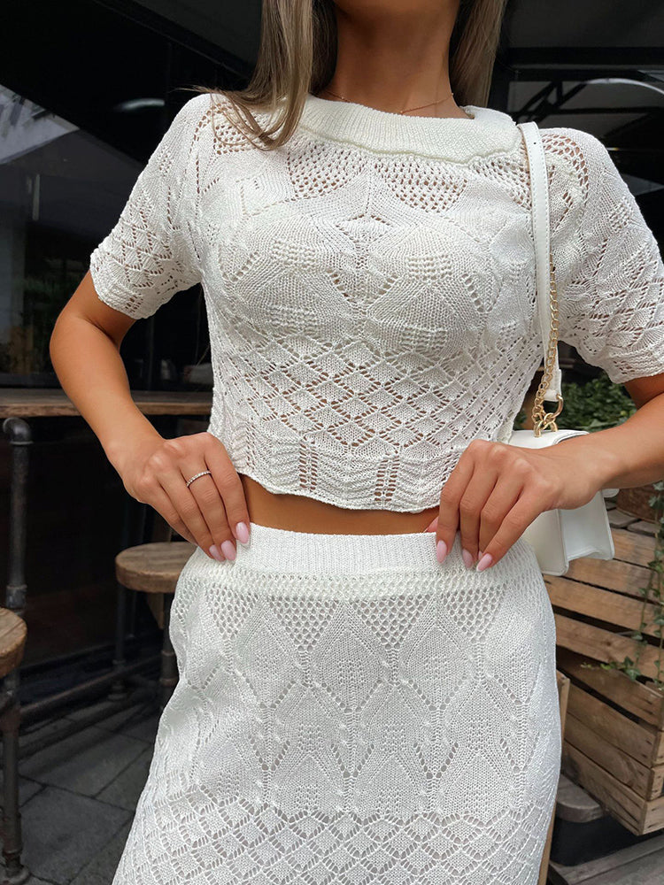 Beautifully Crafted T-Shirt in a Classic Style