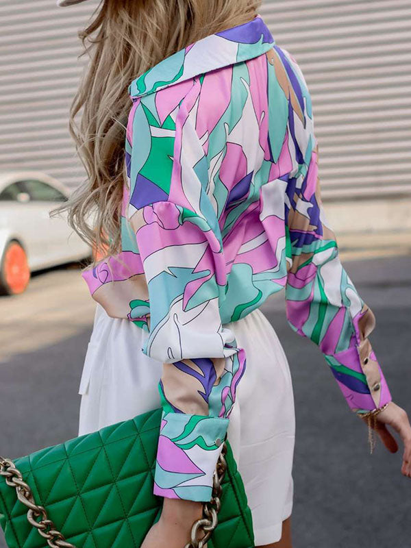 Well Tailored Blouse with a Graceful Silhouette
