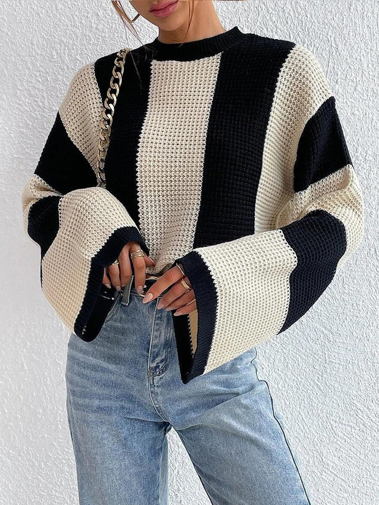 Elegantly Styled Sweater for Everyday Wear