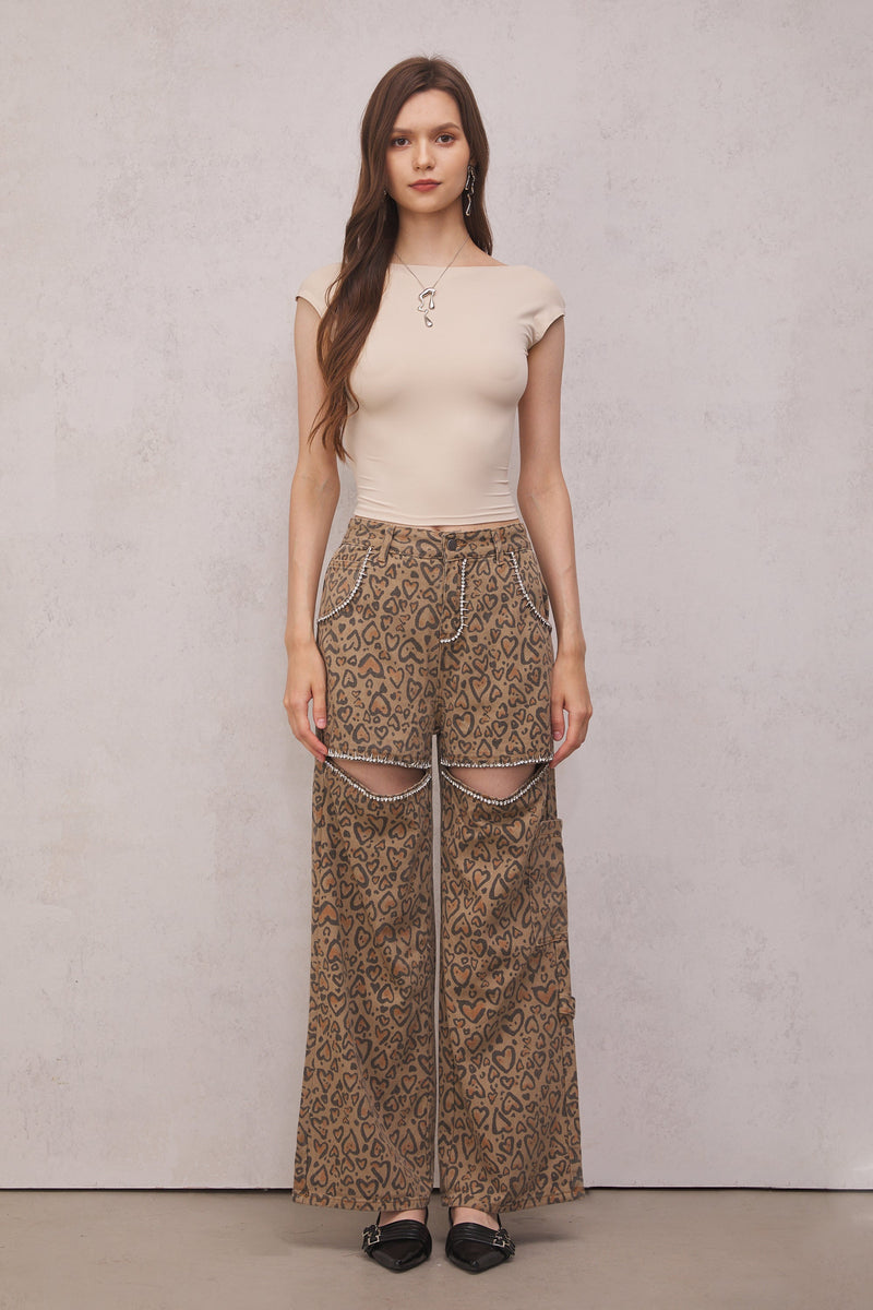 Well Tailored Garment with a Graceful Silhouette