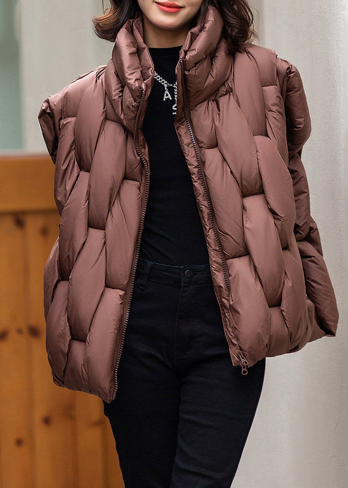 Well Tailored Coat with a Graceful Silhouette