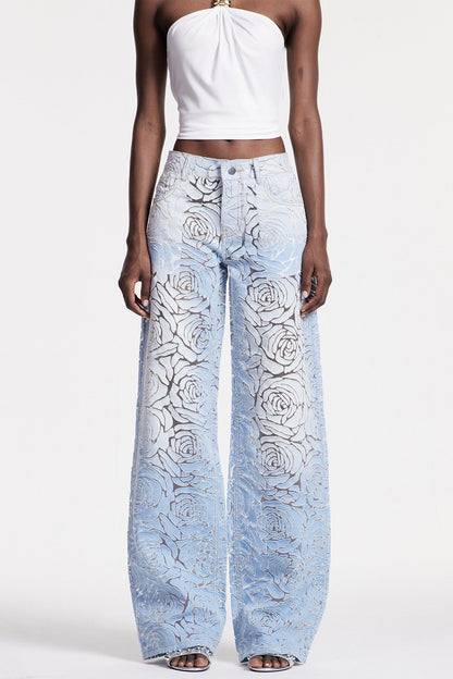 Well Tailored Garment with a Graceful Silhouette