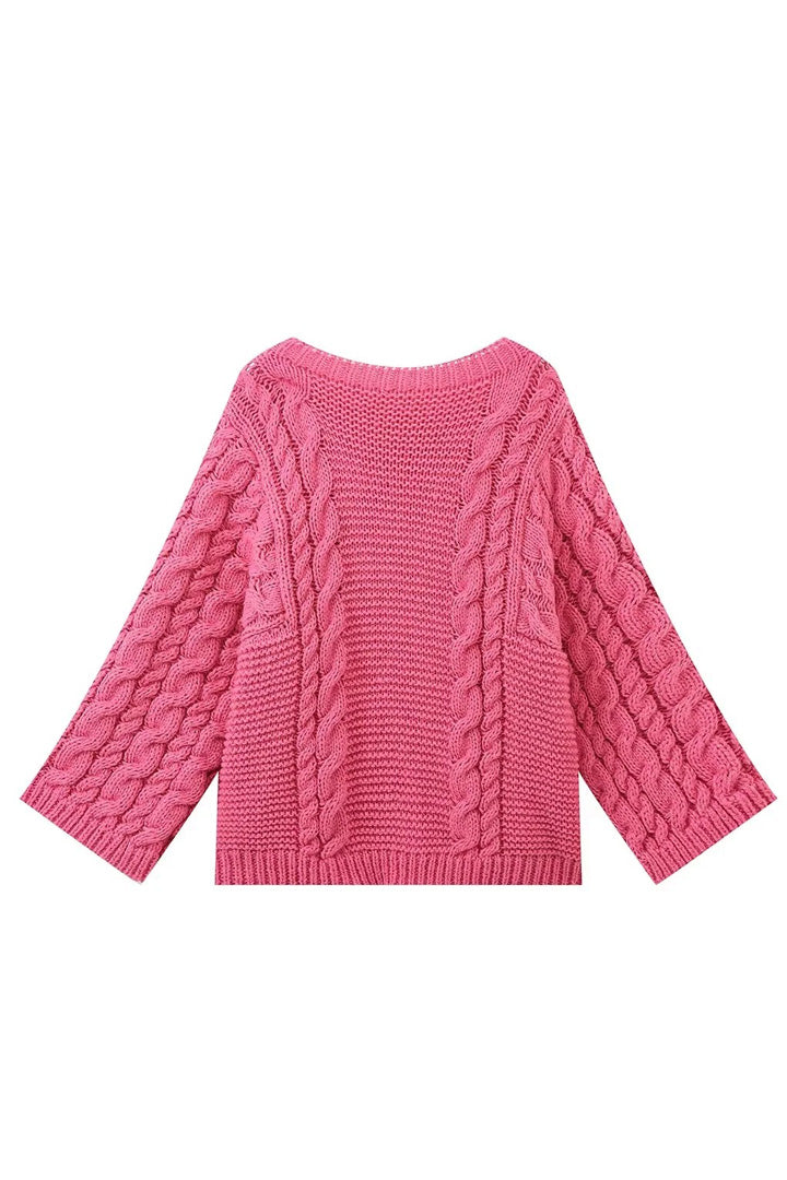 Effortlessly Elegant Sweater with a Timeless Design