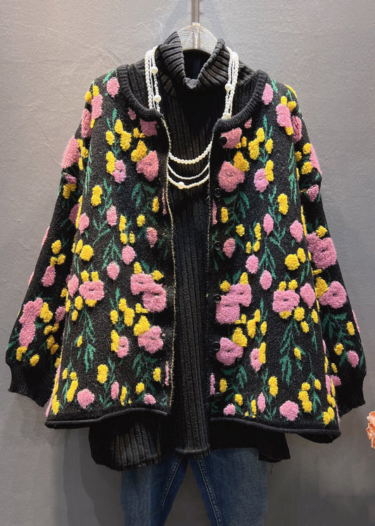 Effortlessly Elegant Coat with a Timeless Design