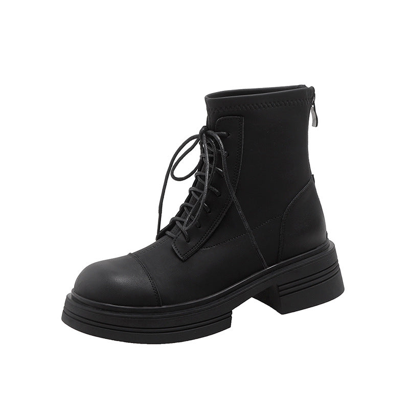 Effortlessly Elegant Boots with a Timeless Design