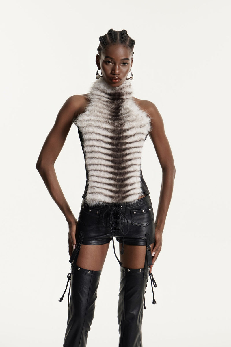 Classic Vintage Top with a Flattering Fit