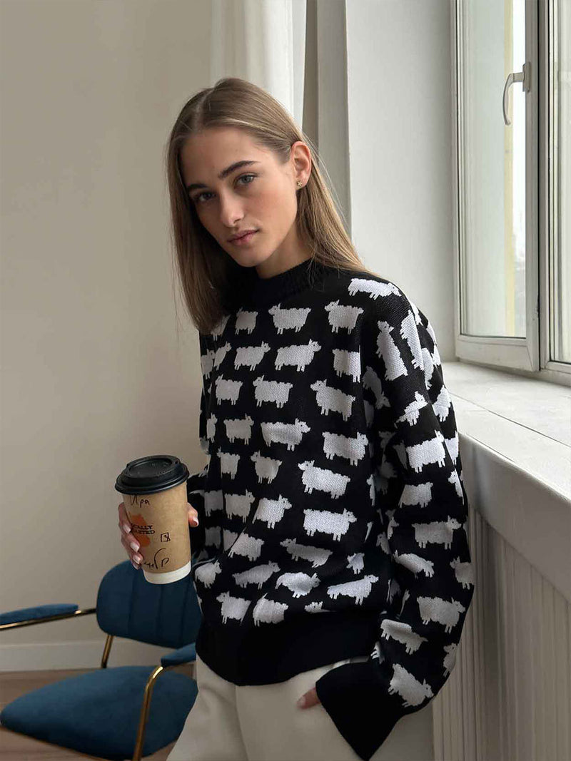 Effortlessly Elegant Sweater with a Timeless Design