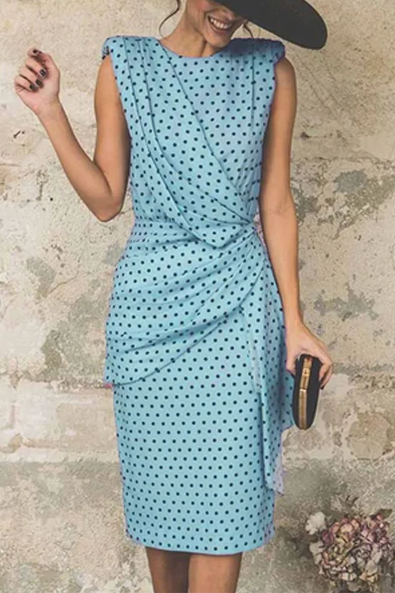 Classic Vintage & Enduringly Stylish Dress