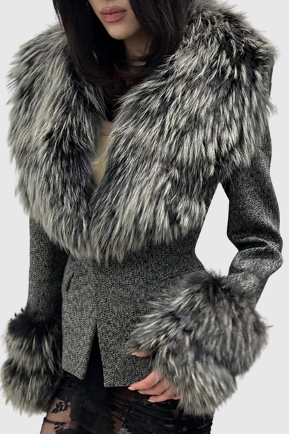 Polished Jacket with an Effortless Classic Look