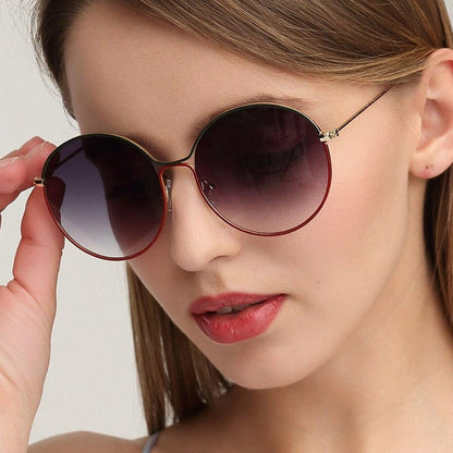 Sophisticated Garment with a Clean Classic Look