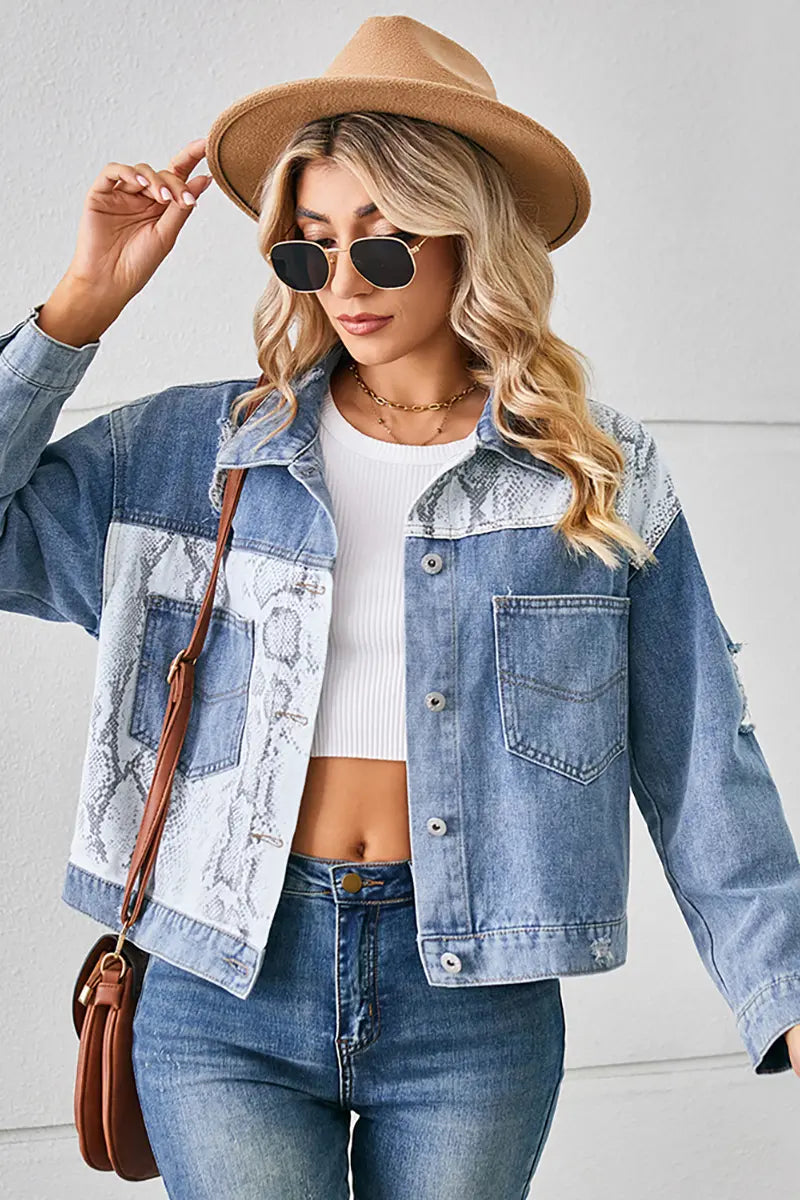 Gracefully Styled Jacket for Any Occasion