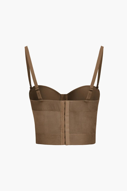Well Tailored Top with a Graceful Silhouette