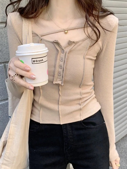 Beautifully Crafted T-Shirt in a Classic Style