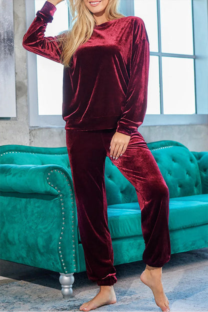 Elegantly Styled Pants for Everyday Wear