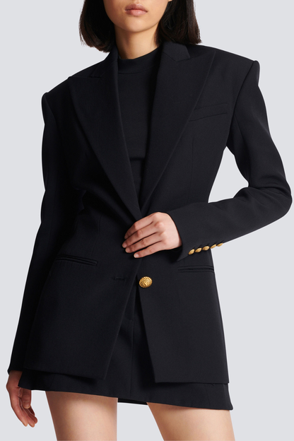 Gracefully Styled Garment for Any Occasion