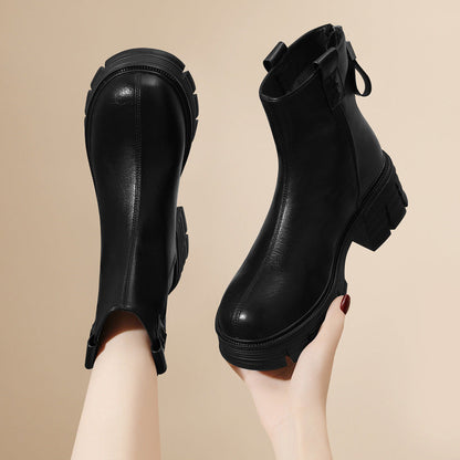 Elegantly Styled Boots for Everyday Wear