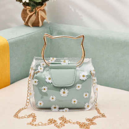 Beautifully Finished Bag in a Timeless Design