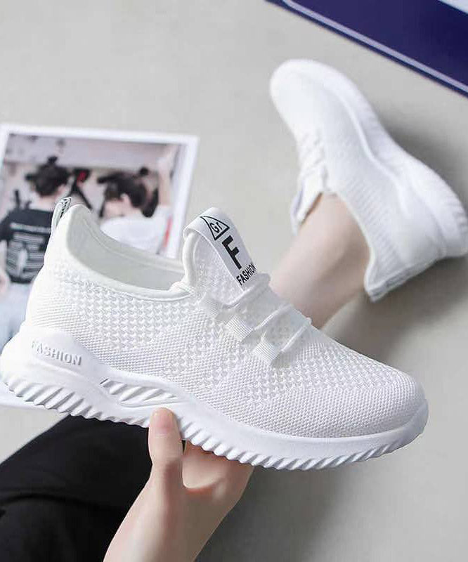 Well Tailored Shoes with a Graceful Silhouette