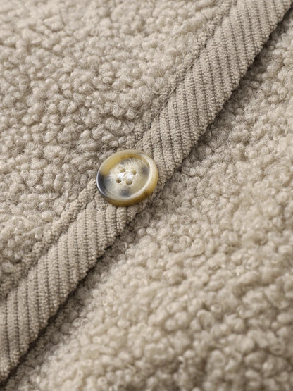 Well Tailored Cardigan with a Graceful Silhouette