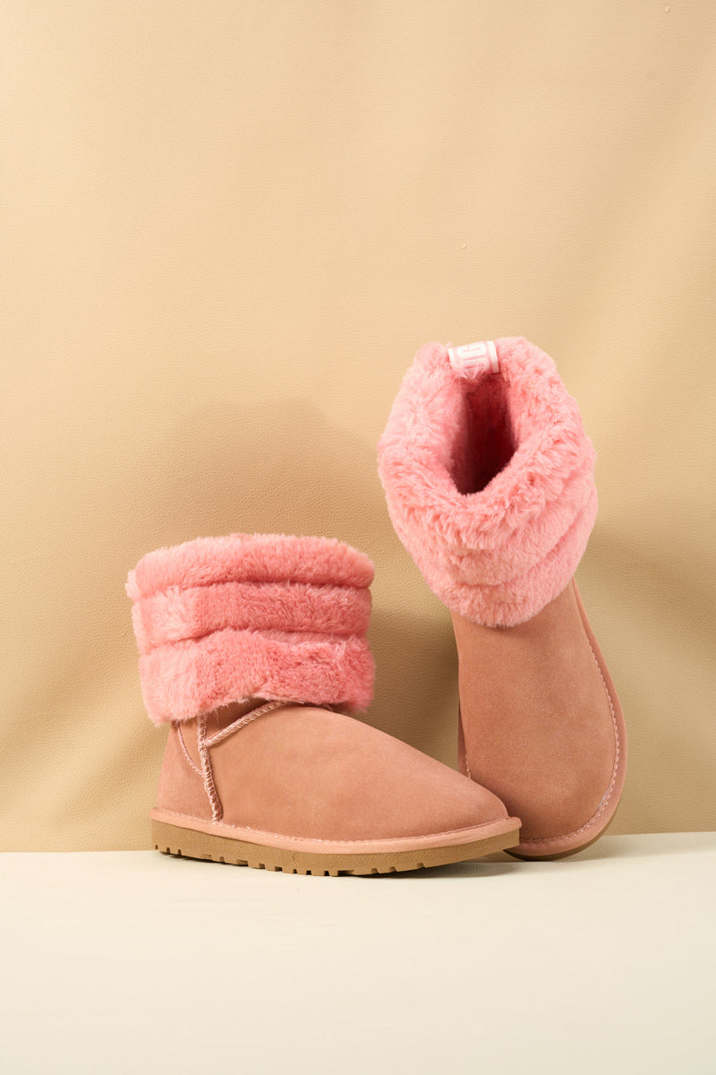 Beautifully Finished Boots in a Timeless Design